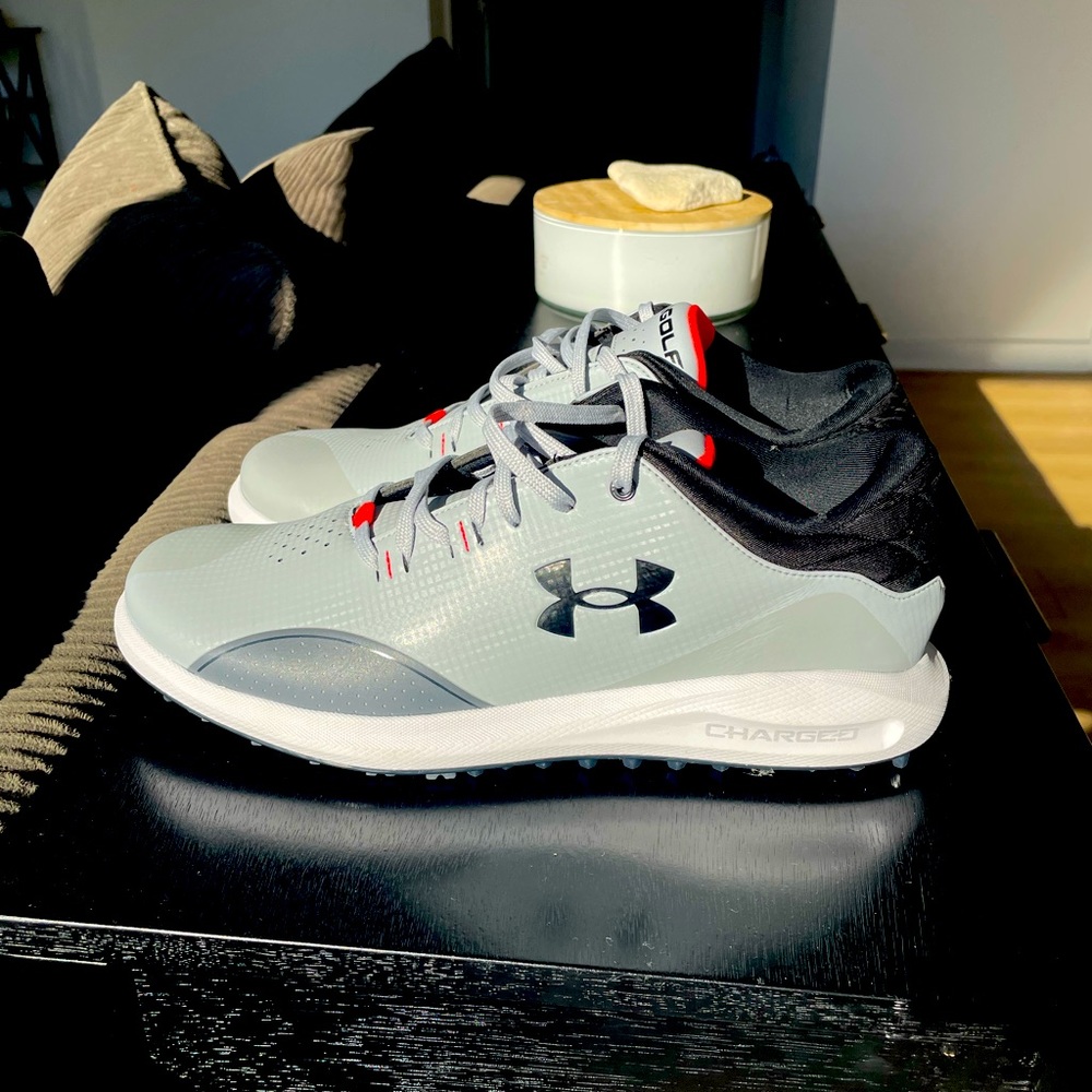Under Armour Men’s Draw Sport Spikeless Golf Shoes - Size 9.5 - BRAND NEW